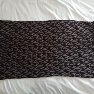 Michael Kors women's knit cowl scarf black & tan